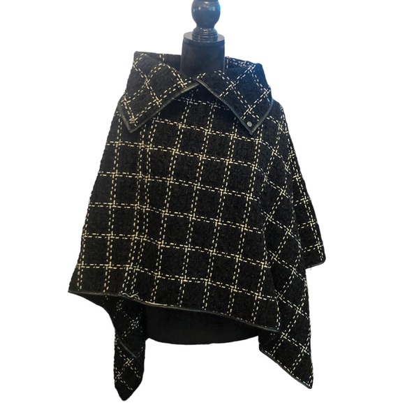 A&O International Black Checked Wrap size S/M - Picture 8 of 14
